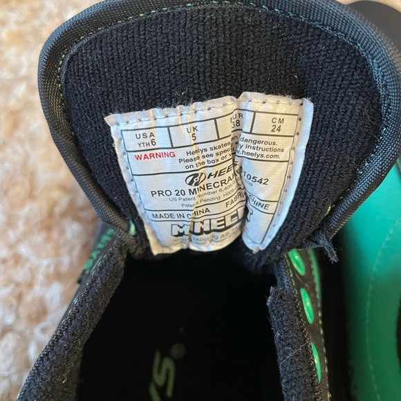 Heelys Minecraft Creeper Pro 20 Shoes GREEN/BLACK Size 6 youth - Picture 6 of 8